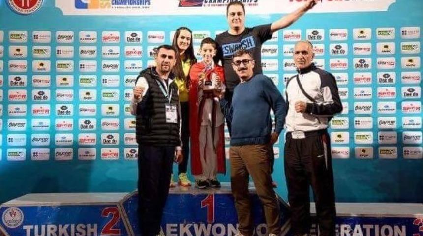 Buca&rsquo;nın Gururu Sarp Mergi, Avrupa Şampiyonu Oldu