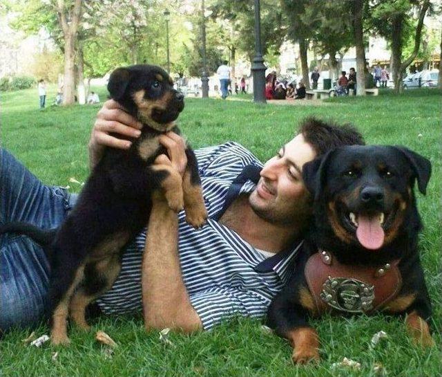 D&uuml;ğ&uuml;n&uuml;nde Bile Yanından Ayırmadığı K&ouml;peği Kayboldu 3