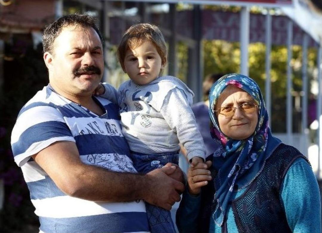 Poyraz&rsquo;ın &rsquo;mavi Işığı&rsquo; 4 Yaşındaki Hatice K&uuml;bra&rsquo;ya Işık Veriyor