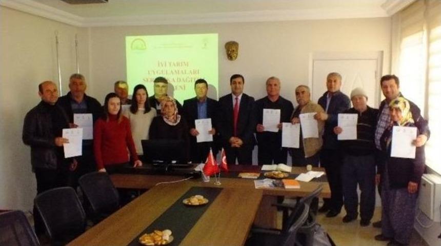 Serik&rsquo;te İyi Tarımcılar Sertifikalarını Aldılar