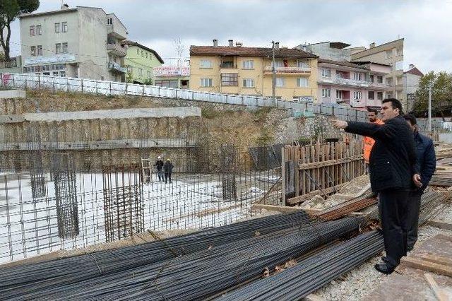 Demirtaş’ta Meydan Çalışmaları Hızla Devam Ediyor