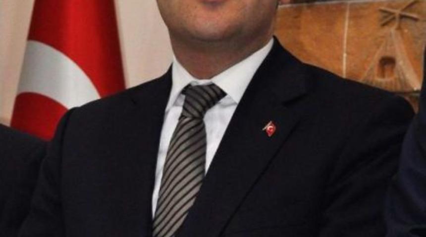 Spor Bakanı Kılı&ccedil; Saha Olayları Konusunda: "'y&ouml;neticiler Dahil Herkes Sorumluluğunu Bilmeli"