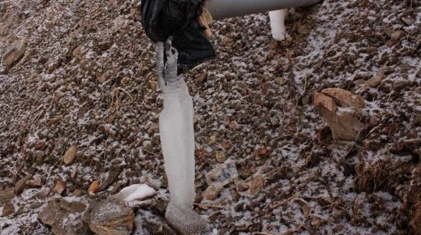 Hakkari&rsquo;de Dondurucu Soğuklar