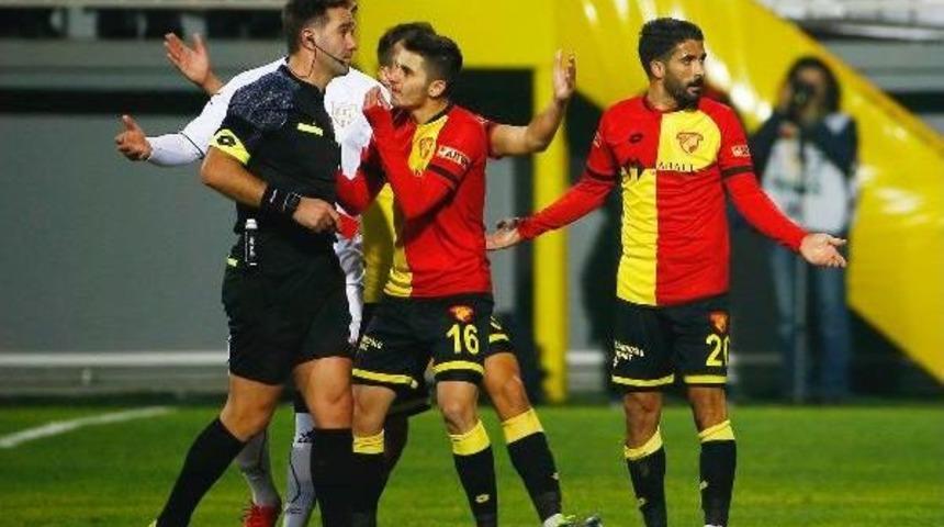 G&ouml;ztepe'de Hasar B&uuml;y&uuml;k