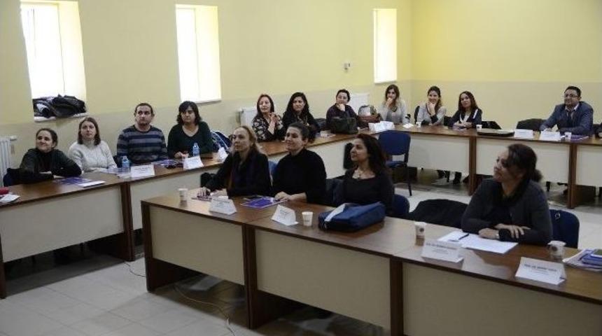 Sağlık Bilimleri Fak&uuml;ltesi M&uuml;kemmellik Yolcuğuna &Ccedil;ıktı