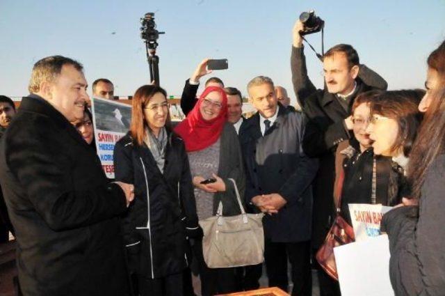 Bakan Eroğlu: Kuraklık Olmasına Rağmen Su Sıkıntısı Yok