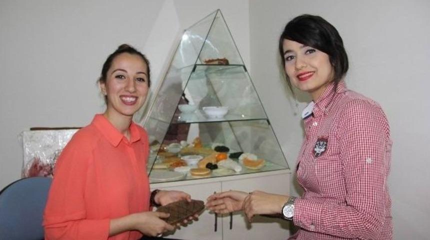 Diyetisyenlerden Diyabet Hastalarına Beslenme Uyarısı