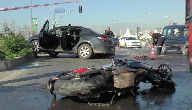 Motosiklet, Hatalı Dönüş Yapan Otomobile Çarptı: 1 Ölü, 3 Yaralı 2