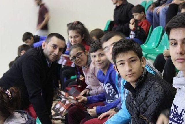 &Uuml;lk&uuml; Ocakları&rsquo;ndan Anlamlı Etkinlik 1