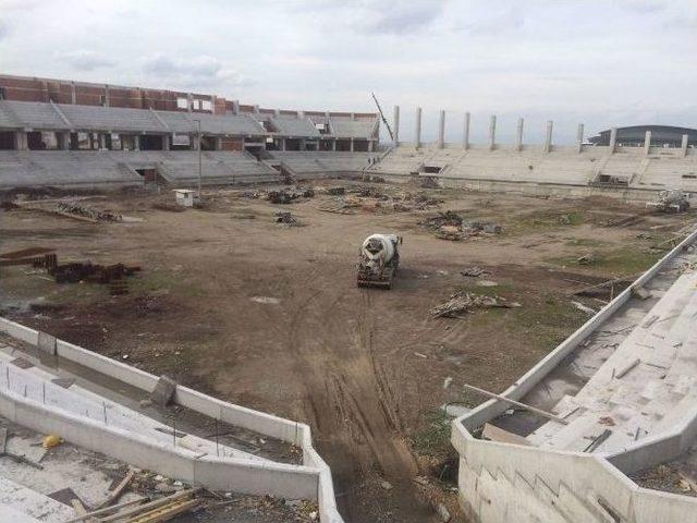 Turgutlu Stadının Kaba İnşaatı Bitti