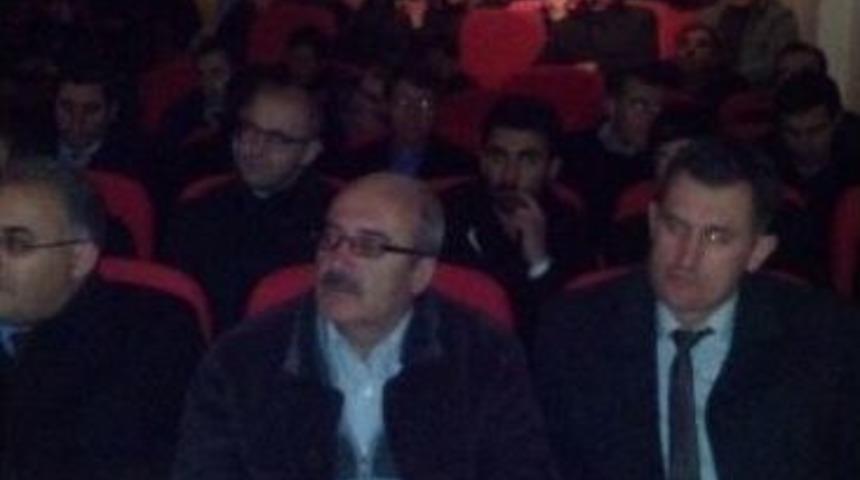 Araştırmacı Yazar Ramazan Kayan, Tekman&rsquo;da Vatandaşla Sohbet Etti