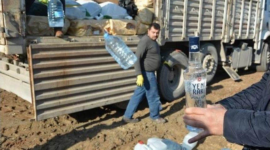 Uşak&rsquo;ta Yakalanan Ka&ccedil;ak İ&ccedil;ki Ve Sigaralar İmha Edildi