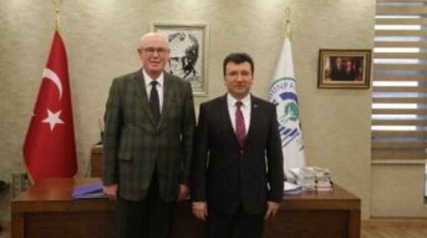 Başkan Kurt&rsquo;la Kaymakam Şahin Sanayi Projesini Konuştu