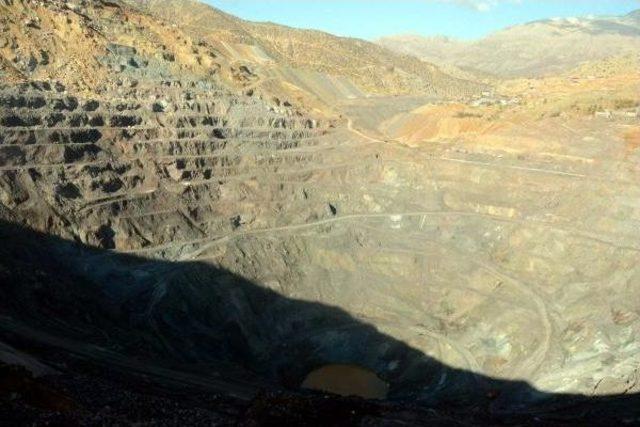 Şirvan da 1 Iş&ccedil;inin Cesedi Daha &Ccedil;ıkarıldı (2) 1