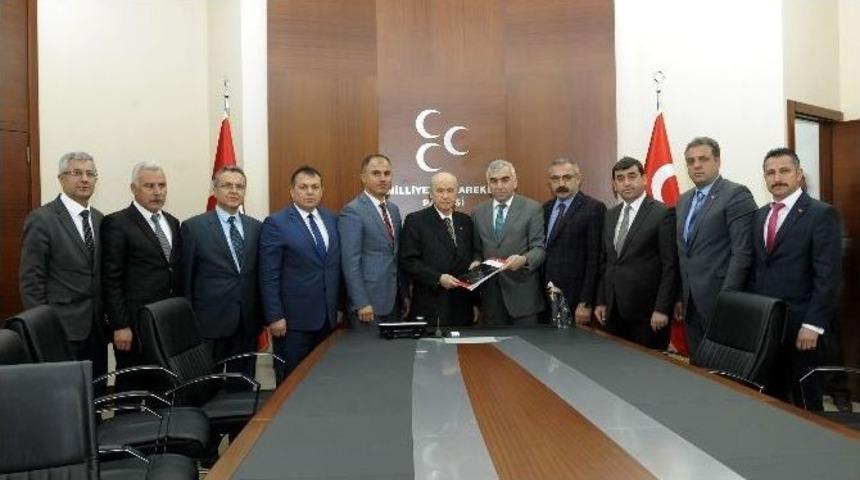 Gmis Y&ouml;netimi, Bah&ccedil;eli İle G&ouml;r&uuml;şt&uuml;