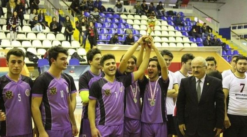 Kupayı Burhaniye&rsquo;ye Getirdiler