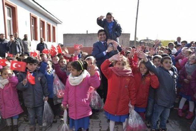 Oğlunun Sünnetinde Toplanan Parayla Okul Yaptırdı 2