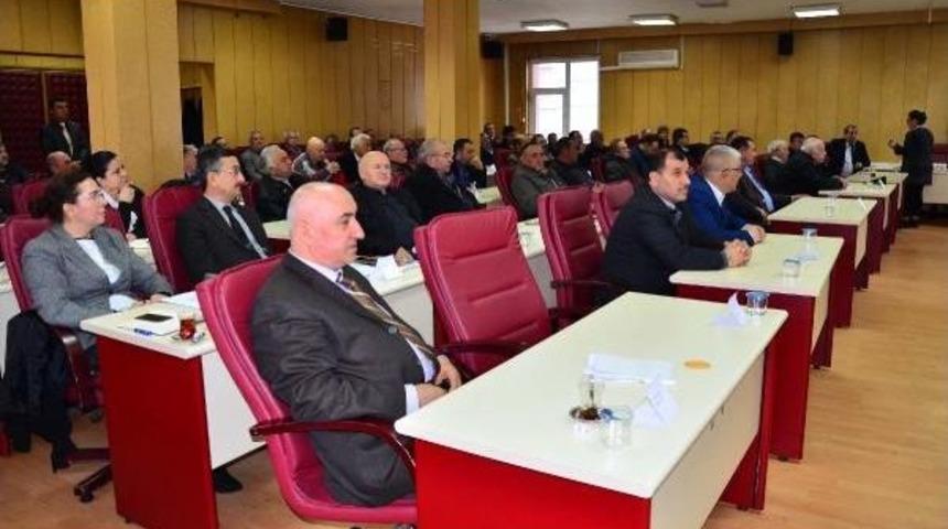 Manisa'da Dilenen M&uuml;lteciler Kamplara G&ouml;nderilecek