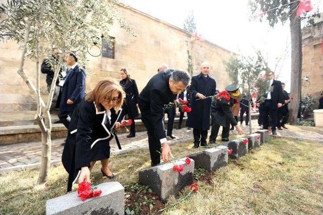 Türkiye’nin İlk Kadın Şehit Anıtı Gaziantep’te Açıldı