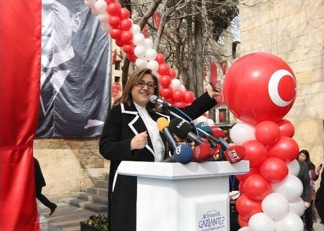 Türkiye’nin İlk Kadın Şehit Anıtı Gaziantep’te Açıldı