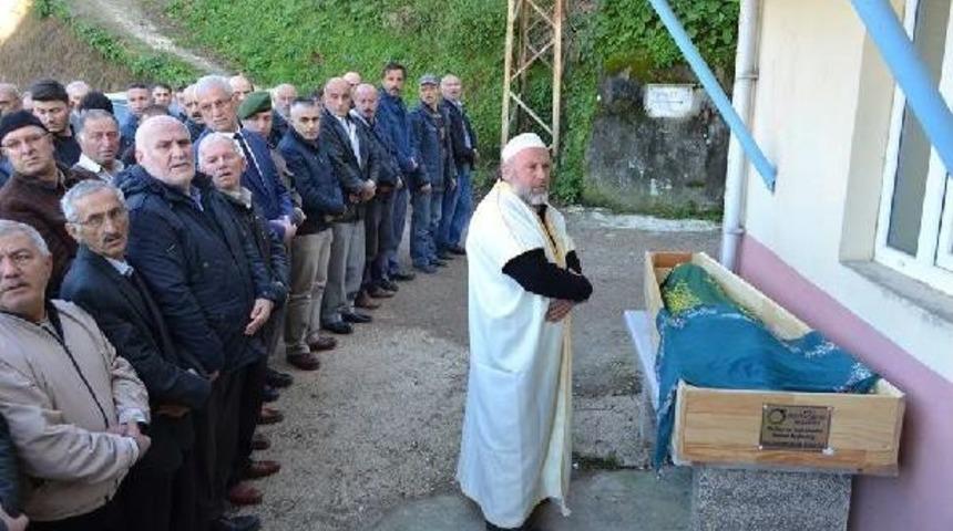 Ordulu Üçüz Nineleri Kanser Ayırdı (2)