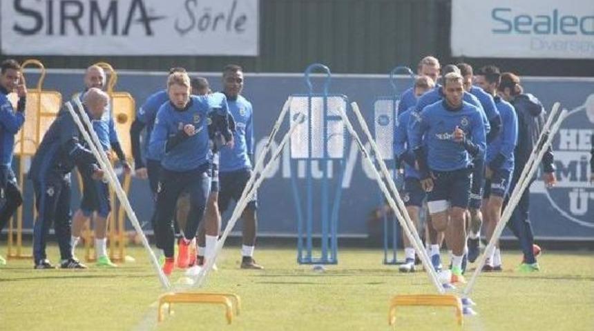 Fenerbah&ccedil;e, Bursaspor Ma&ccedil;ının Hazırlıklarını S&uuml;rd&uuml;rd&uuml;