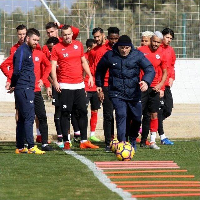 Antalyaspor Kuvvet Ve Taktik Çalıştı