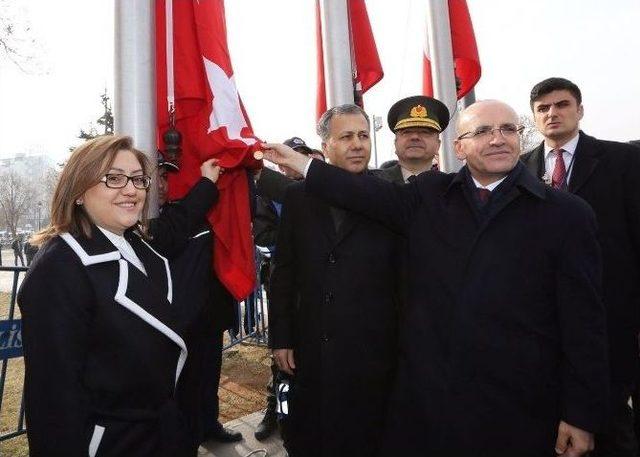 Gaziantep “gazilik” Unvanını Kutladı