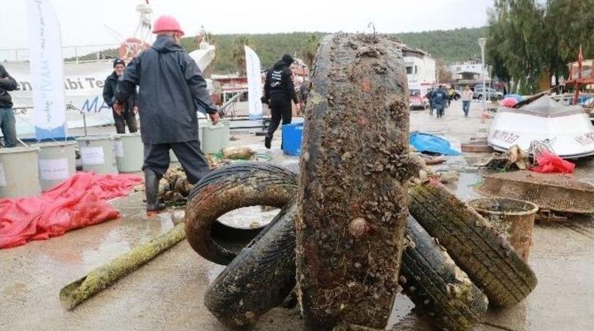 Bodrum&rsquo;da Deniz Dibi Temizlik Kampanyası Devam Ediyor