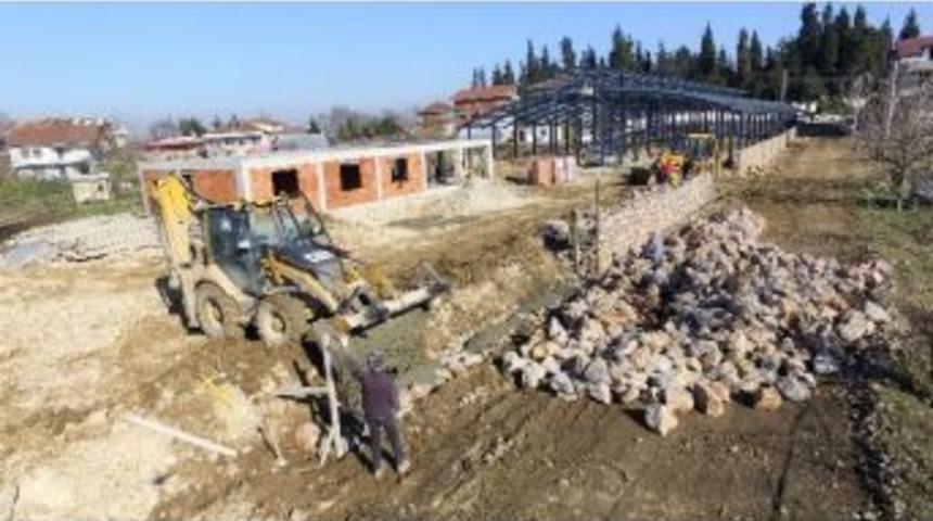 Başiskele Modern Kapalı Semt Pazarları Y&uuml;kseliyor