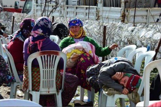 Depremin Bilançosu; 17 Köyde, 290'ı Ağır 506 Konut Hasarlı - Fotoğraflar