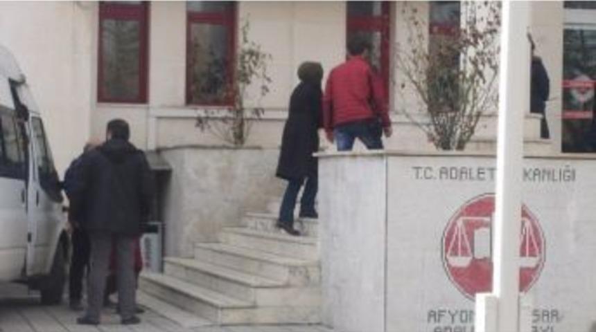 Fet&ouml; Operasyonunda 12 Kişi Adliyeye &Ccedil;ıkarıldı