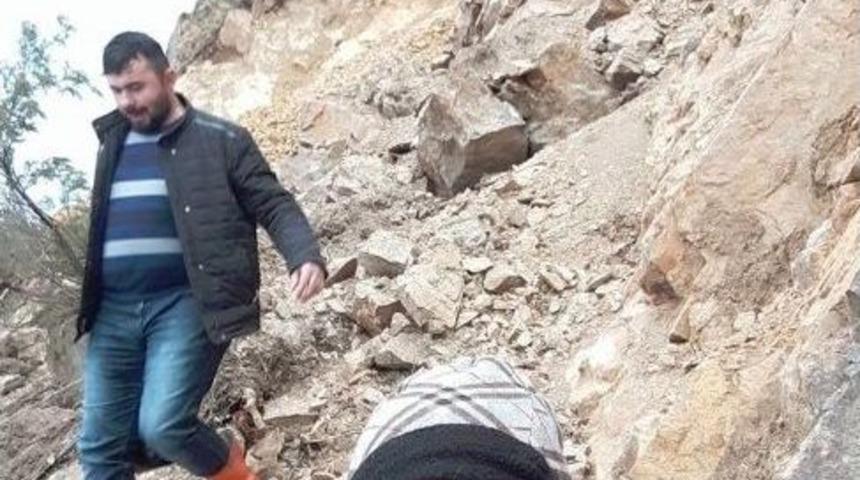 Heyelanlı Yolda Tehlikeli Ge&ccedil;iş