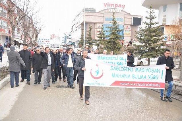 Yozgat Şivesi İle Hazırlanan &ldquo;sağlığını Masiyosan Mahana Bulma Y&uuml;r&uuml;&rdquo; Pankartı Dikkat &Ccedil;ekti 1