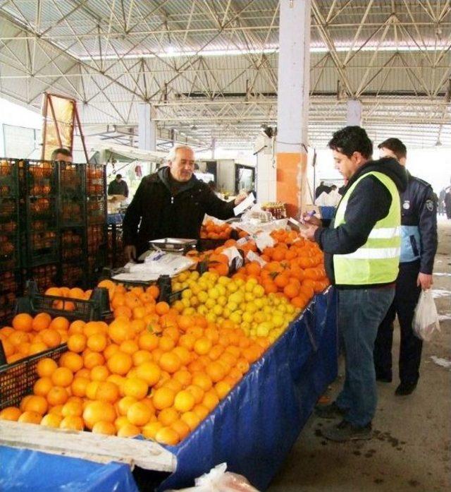 Korkuteli Zabıtası Fiyat Etiket Dağıttı