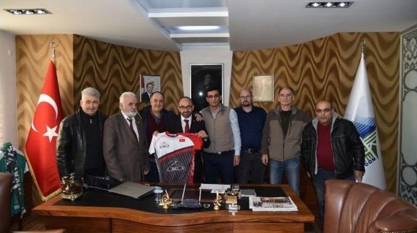 Başkan &Uuml;z&uuml;lmez, Kobidos Y&ouml;netimini Makamında Ağırladı