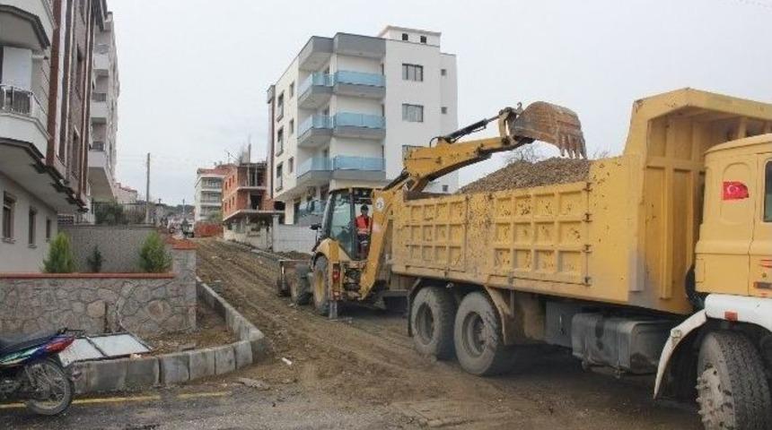 Yal&ccedil;ınlar Sokaktaki &Ccedil;alışmalar Devam Ediyor