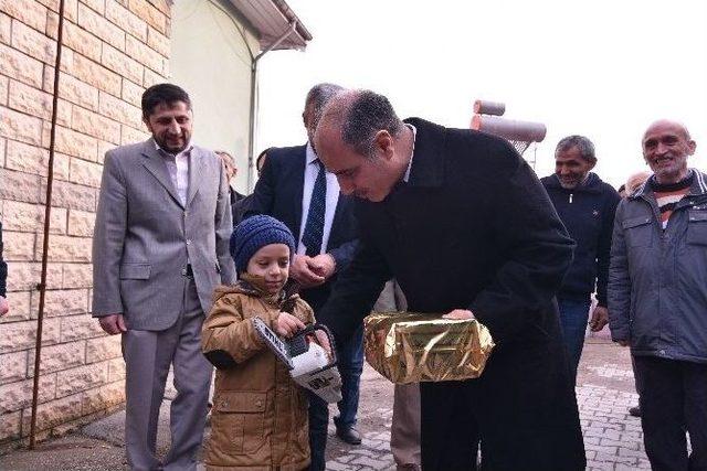 Vali Aktaş Köy Gezilerine Devam Ediyor 1