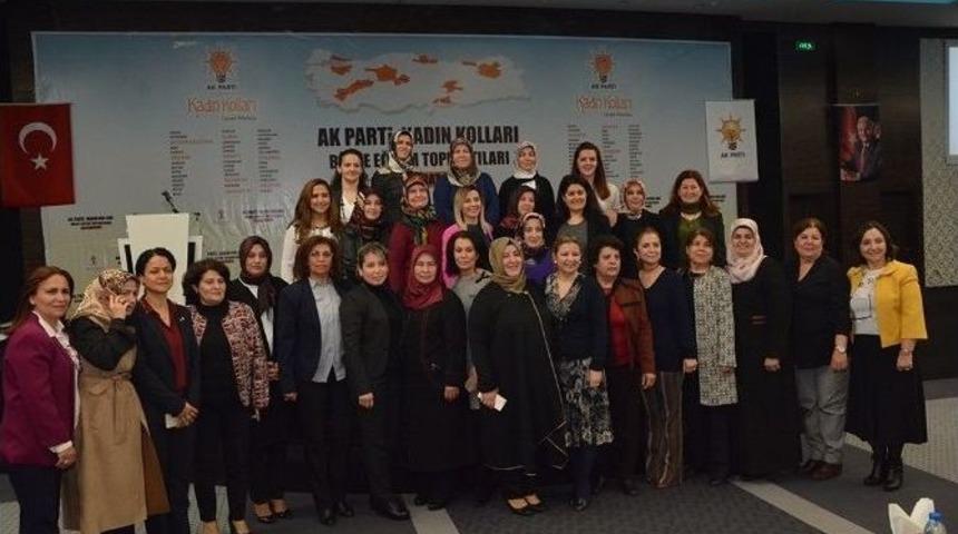 Ak Parti&rsquo;nin Kadın Kolları Başkanları Afyon&rsquo;da Toplandı