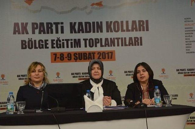 Ak Parti&rsquo;nin Kadın Kolları Başkanları Afyon&rsquo;da Toplandı 1