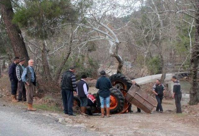 15 Yaşındaki Çocuk Kullandığı Traktörün Altında Kalarak Öldü