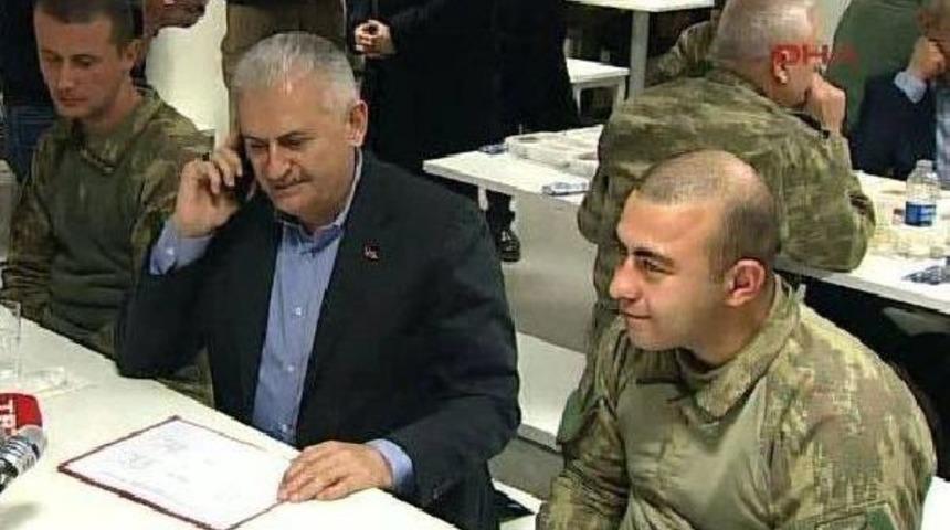 Başbakan'ın Bulunduğu Fotoğraftaki Ikinci Asker De Şehit Oldu