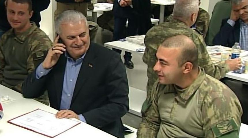 Başbakan İle Yemek Yiyen O Asker Şehit Oldu