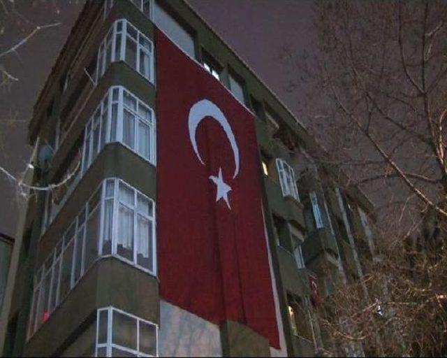 Şehidin Kartal daki Baba Evine Acı Haber Ulaştı 1