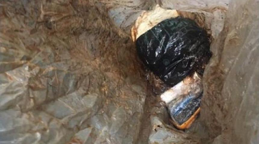 Gazi Kent Ormanı'nda Bomba Yapım Malzemeleri Ve &Ccedil;eşitli M&uuml;himmatlar Ele Ge&ccedil;irildi