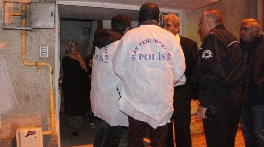 Polis Yaralı Kadını Alevlerin Arasından Kurtardı