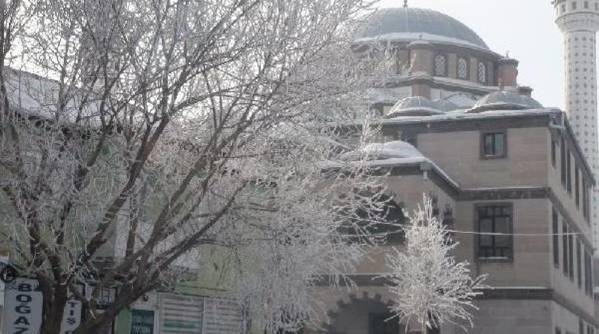 Etkili Karakışın G&ouml;r&uuml;nt&uuml;s&uuml; Harika