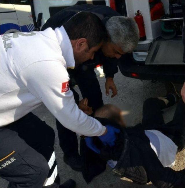 (&ouml;zel Haber) Krize Girip Kara Yolunda Sızdı, Polis Ekiplerini G&ouml;r&uuml;nce Ortalığı Birbirine Kattı 3