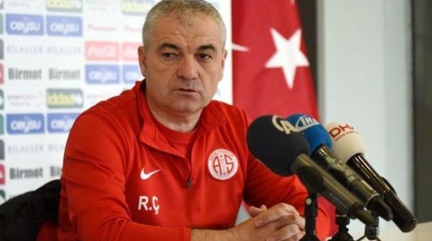 Antalyaspor Teknik Direkt&ouml;r&uuml; &Ccedil;alımbay: Bizim I&ccedil;in &Uuml;&ccedil; Final Ma&ccedil;ı Var