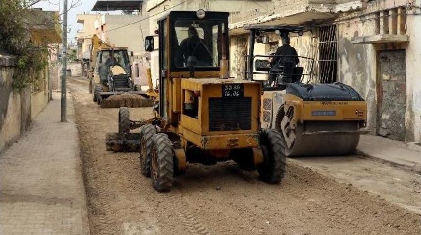 Akdeniz&rsquo;de Asfalt &Ccedil;alışmaları Başladı